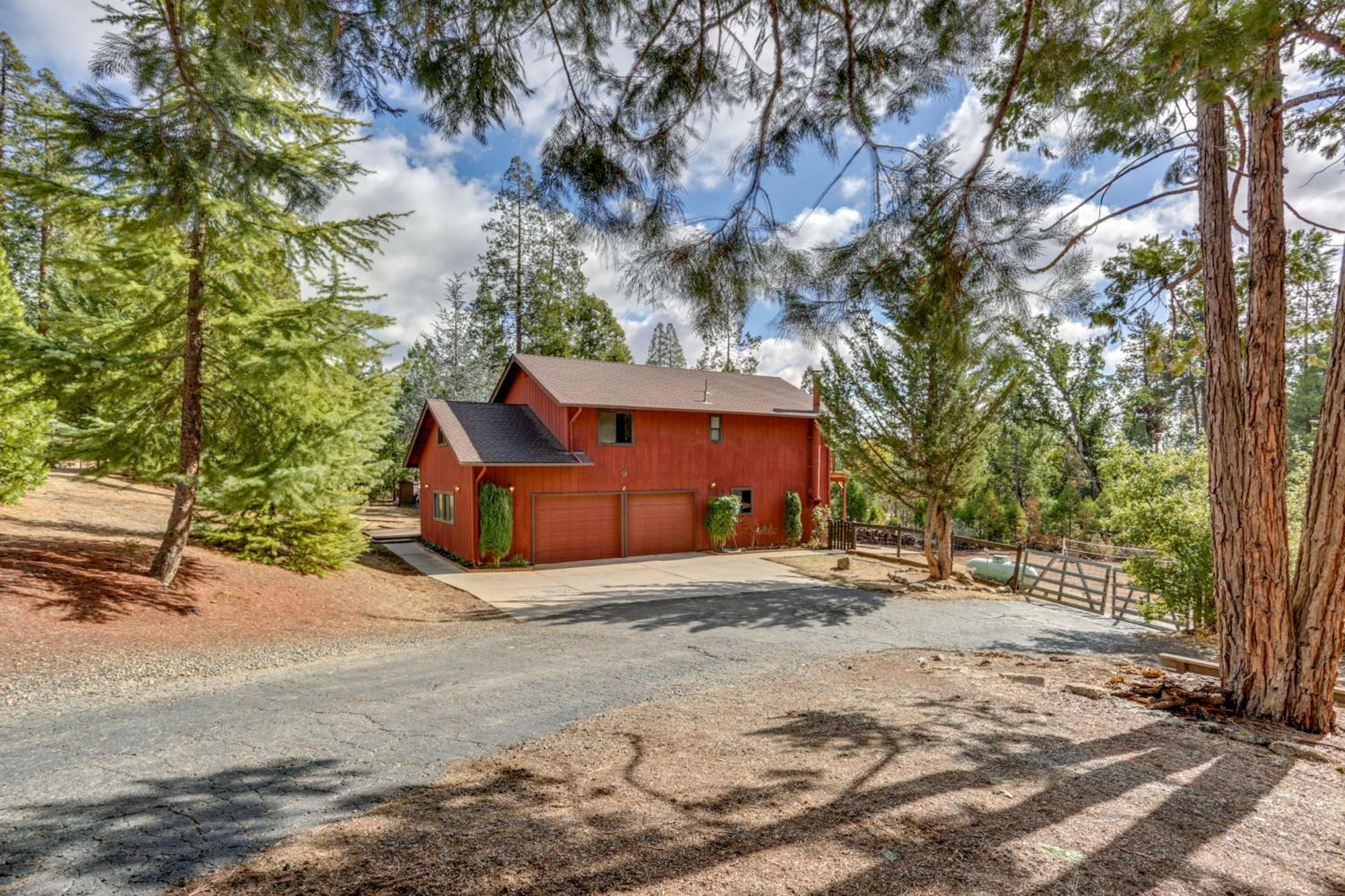 Pet-Friendly Escape With Game Room And Fire Pit! North Fork Exterior photo